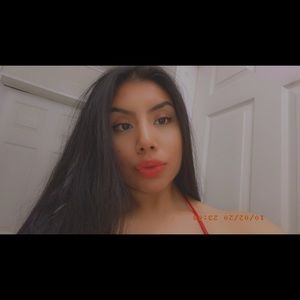 Meet your Posher, Catalina